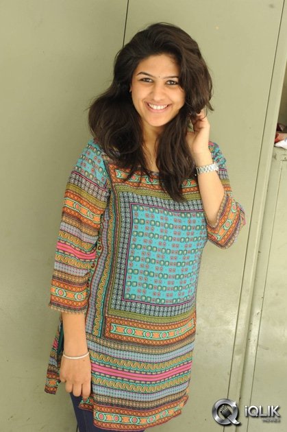 Supriya-Aysola-at-Bhoo-Movie-Success-Meet